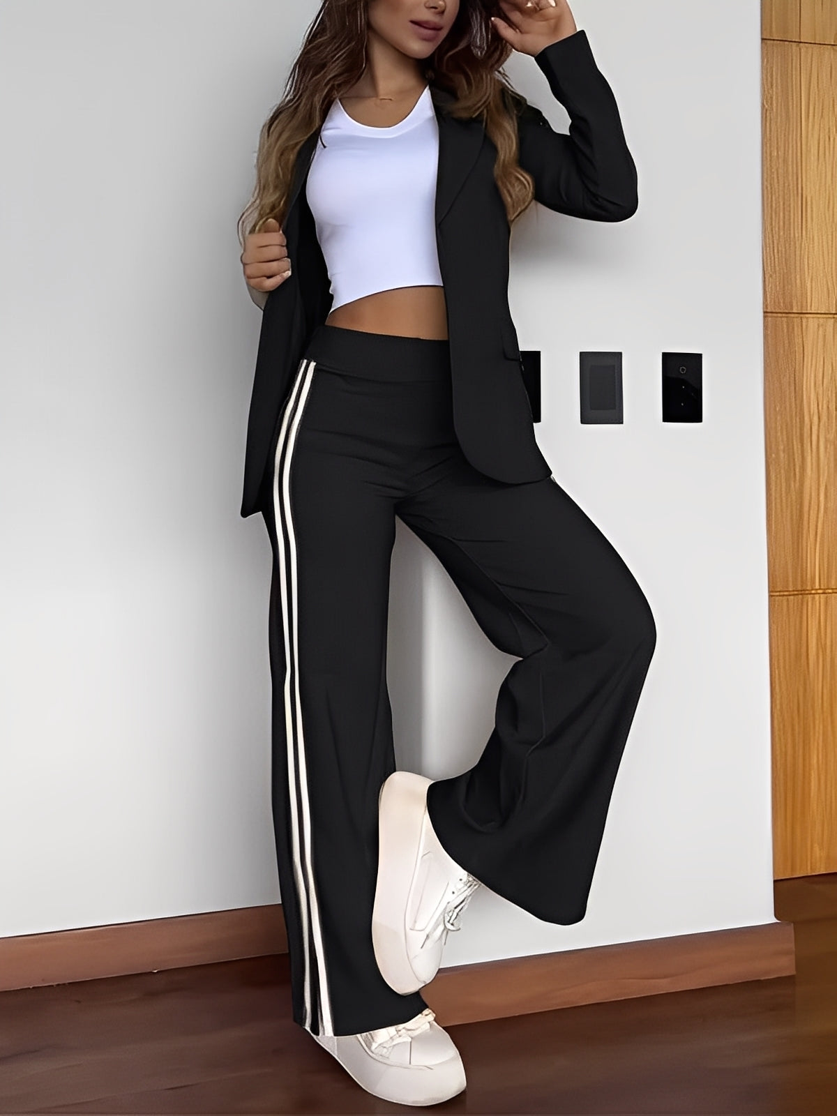 Kristina - Costum elegant pentru femei din două piese