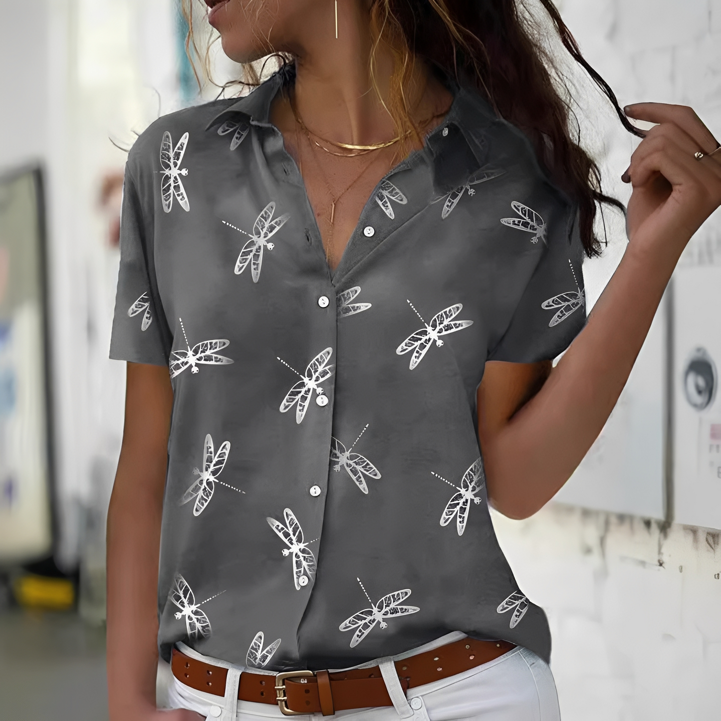 Joyce - Tricou stilat și internațional pentru femei