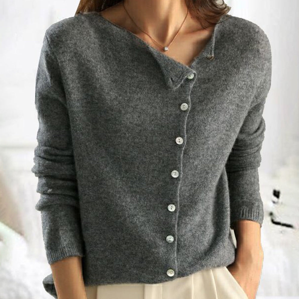 Zuri – Pulover Elegant cu Butoane