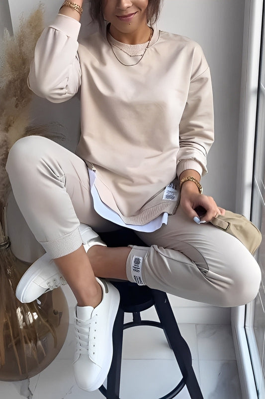Kristine - Set de trening cu bluză și pantaloni pentru femei