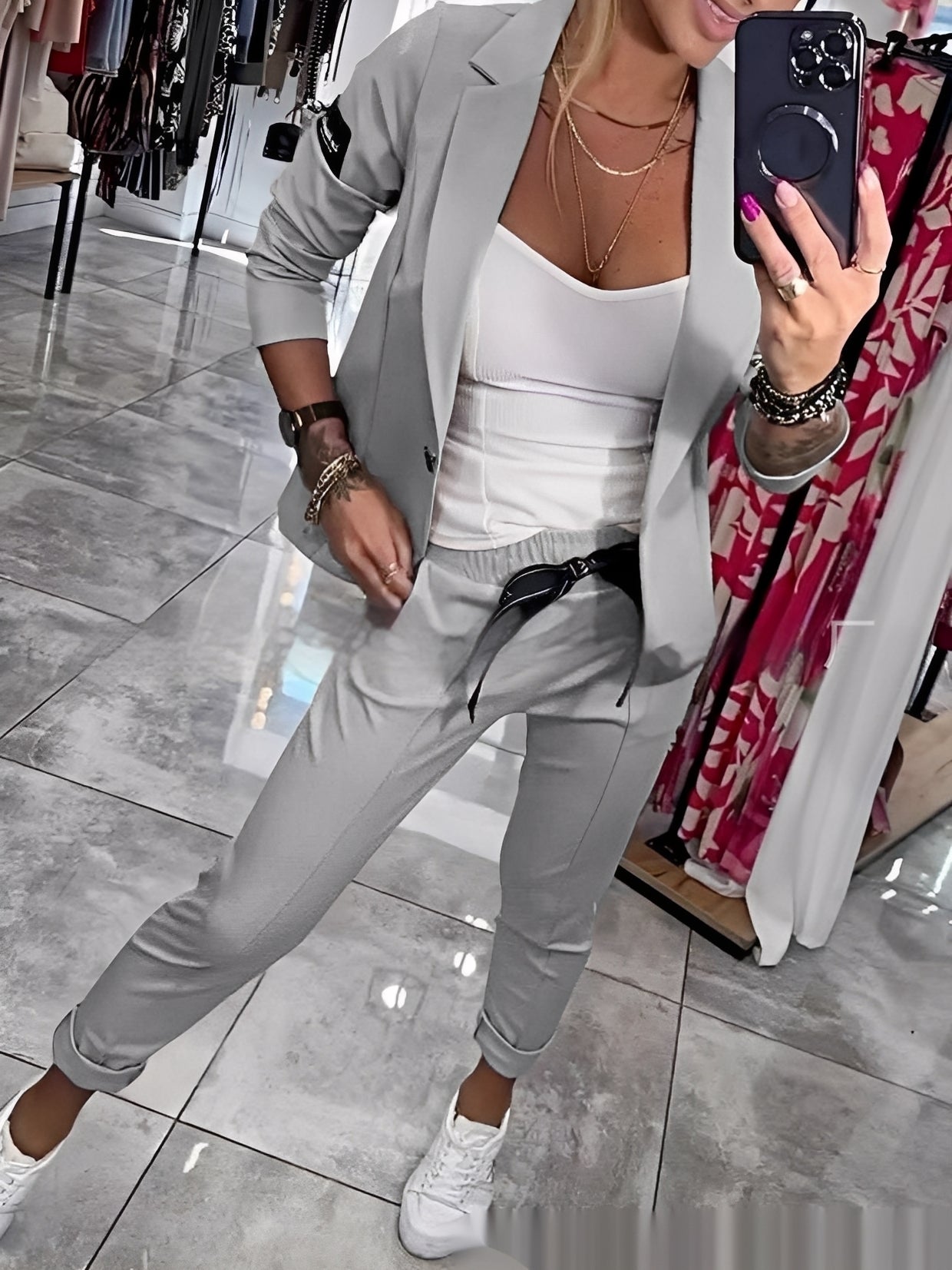 Kassandra - Set elegant de costum lejer pentru femei