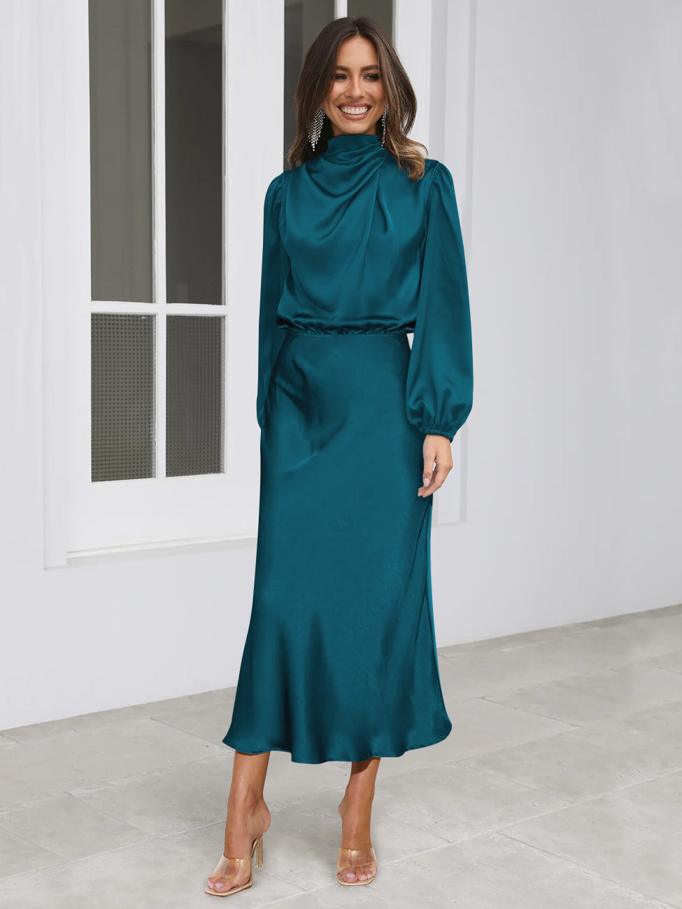 Danica - Rochie elegantă cu mâneci lungi și guler pentru femei