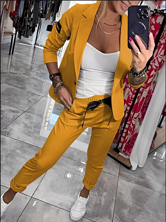 Kassandra - Set elegant de costum lejer pentru femei