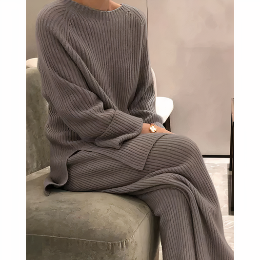 Samantha – Set Casual Tricotat Pulover & Pantaloni