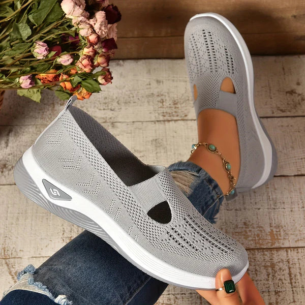 Phebe – Pantofi Slip-On Confortabili