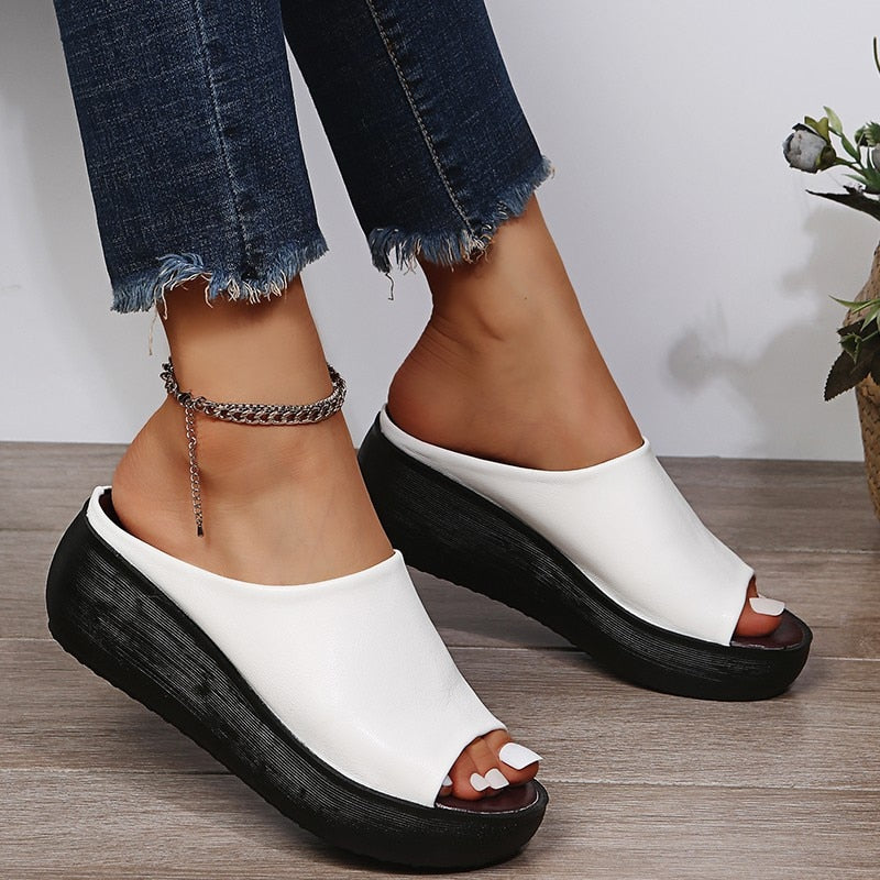 Gaile – Stylish All-Season Slides pentru Damen