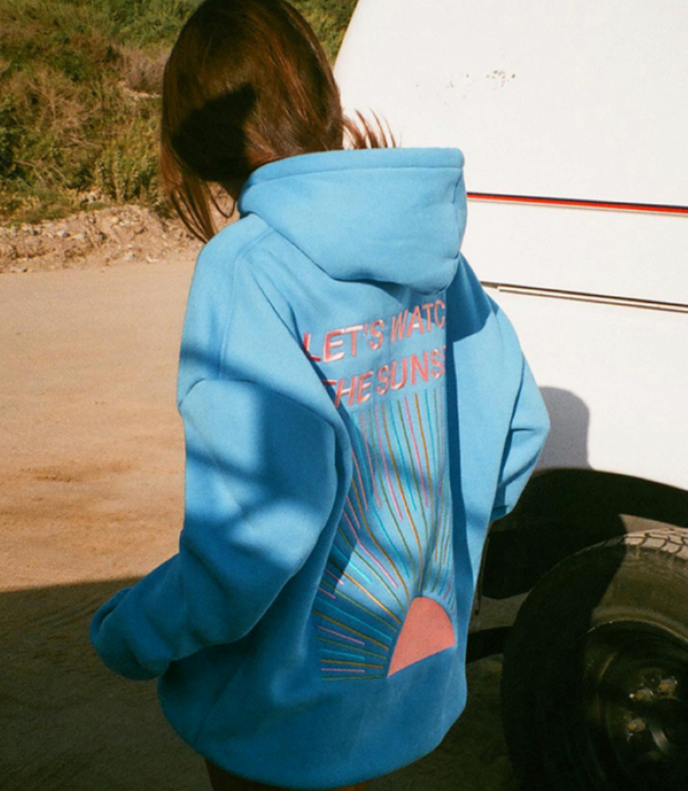 Katie – Sunset Hoodie Femei