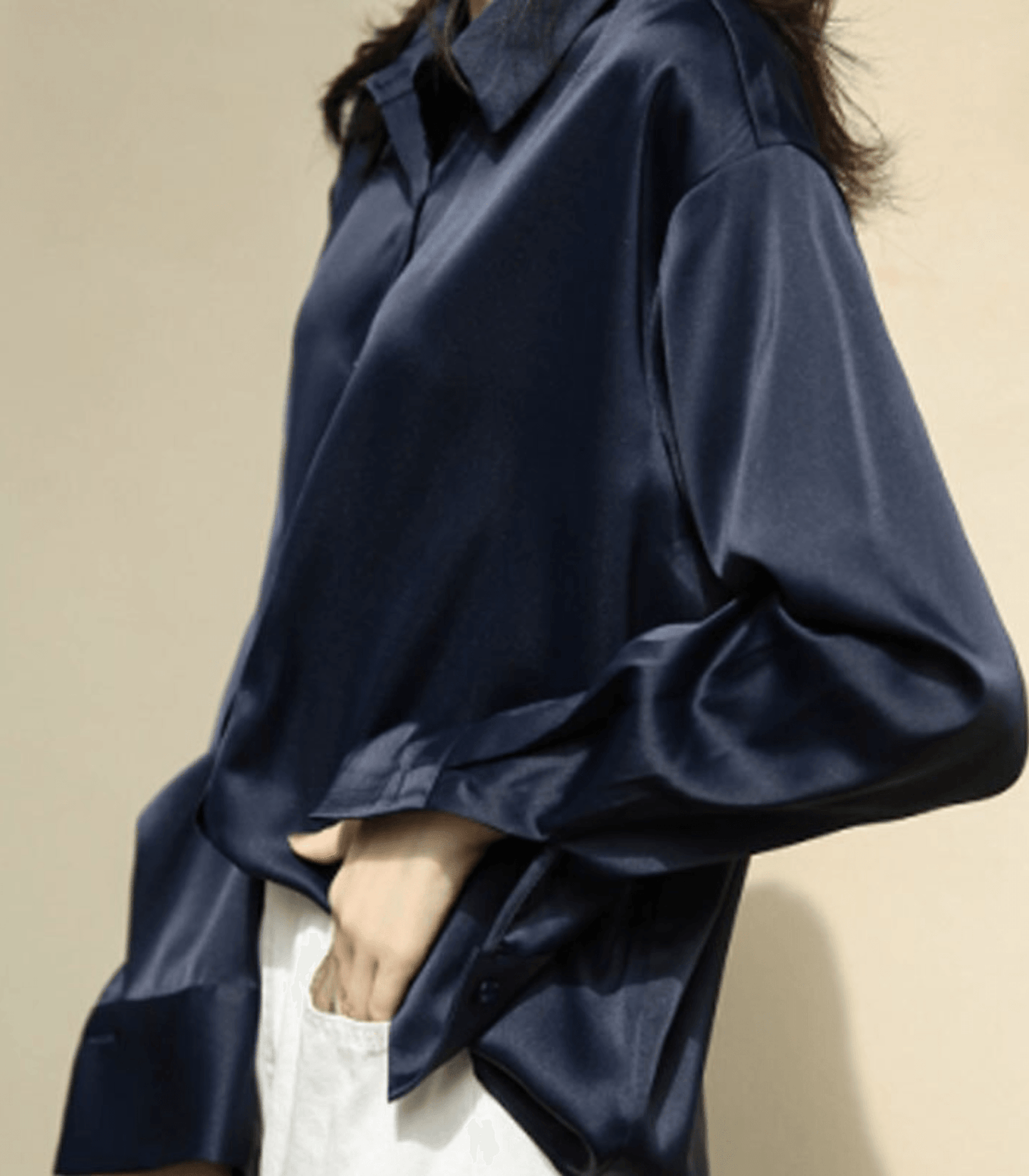 Magnolia – Bluza satinată cu nasturi