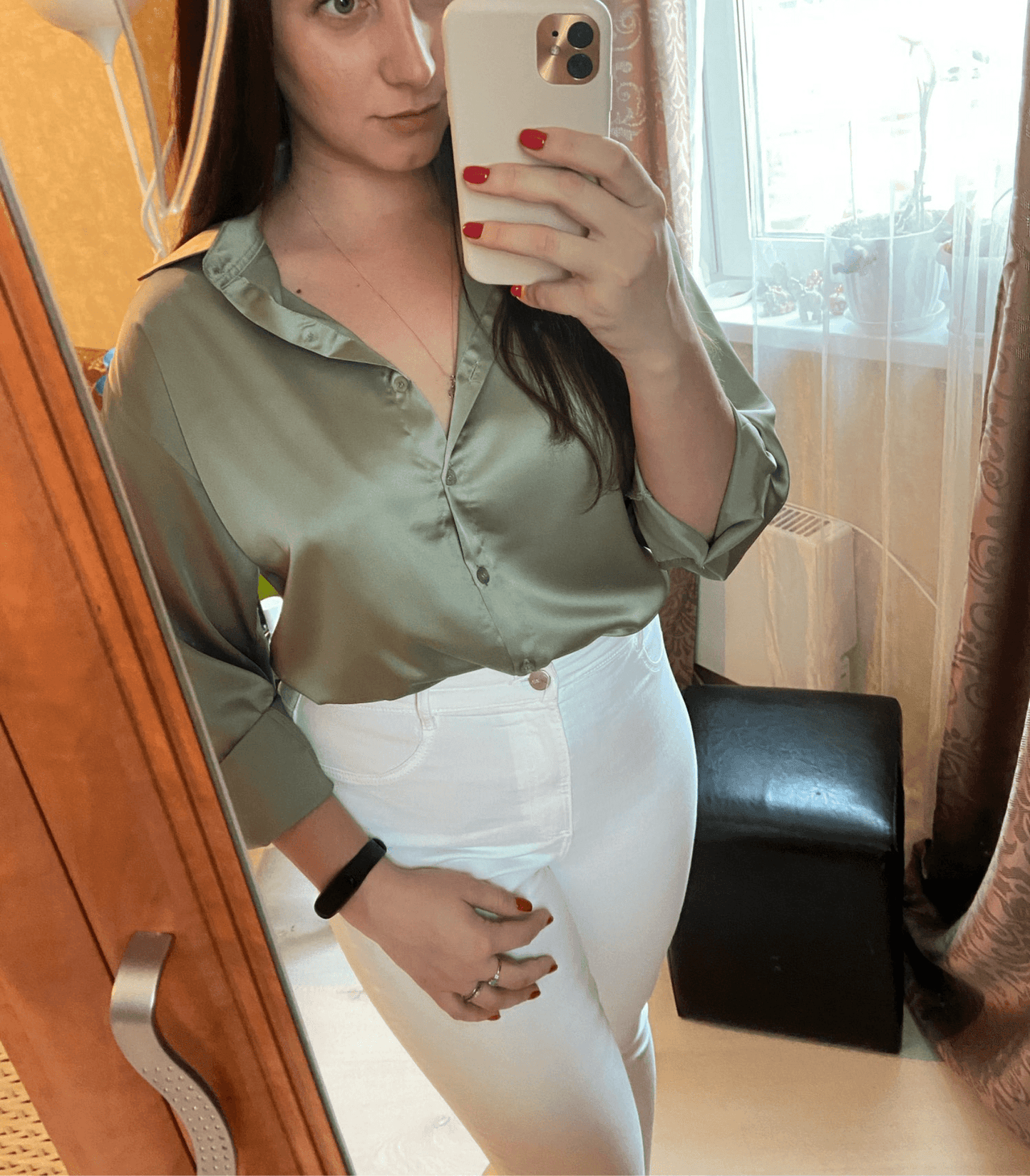 Magnolia – Bluza satinată cu nasturi