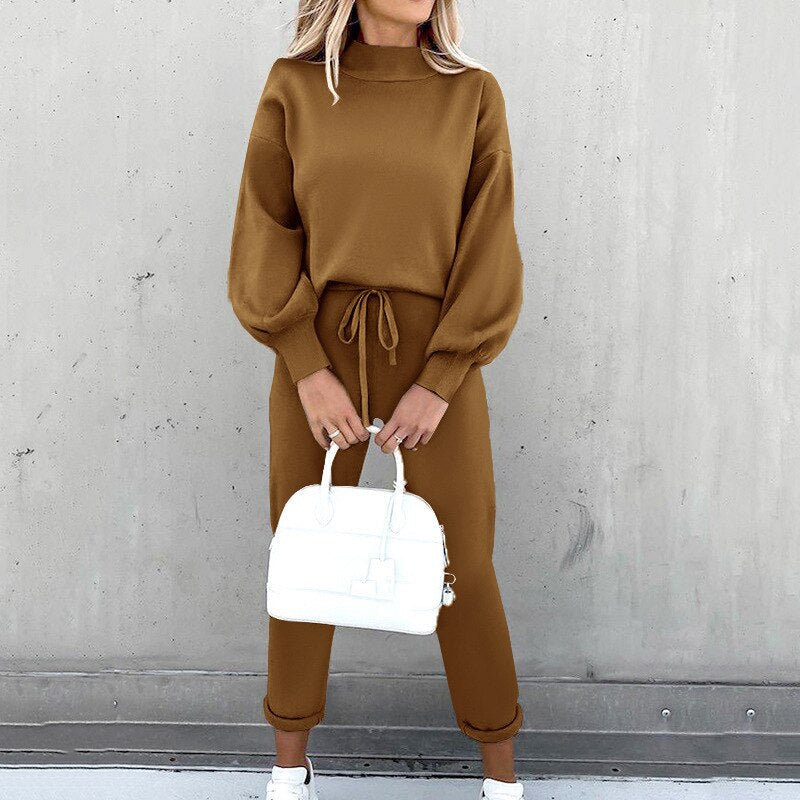 Hilda – Pulover și Pantaloni Set