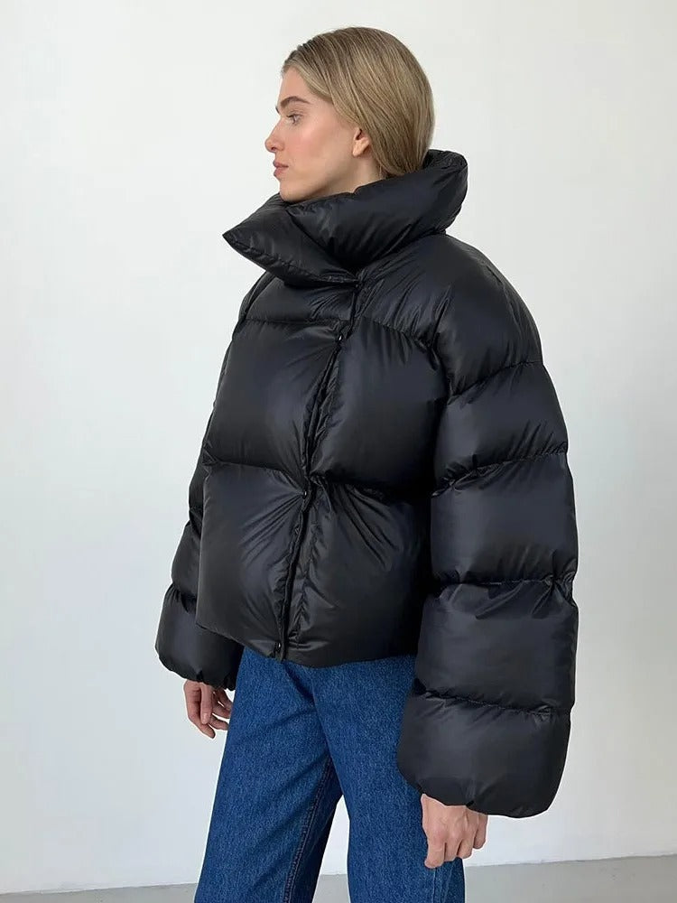 Jana – Jachetă Scurtă Caldă cu Glugă