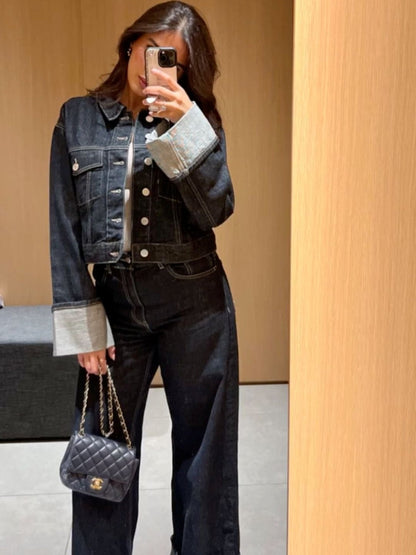 Clara – Ansamblu Denim cu Jachetă Trucker & Jeans Taliei Înalte