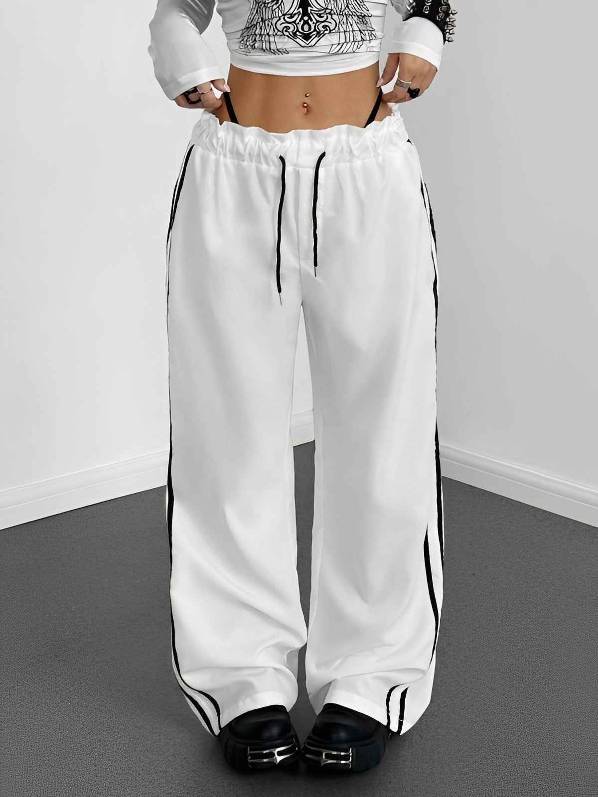 Eleanor - Pantaloni sport, largi și drepți pentru femei