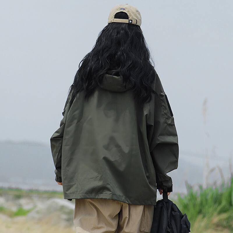 Lydia – Jachetă împotriva vântului și apei