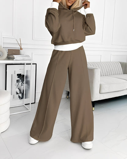 Paulina - Set de trening stilizat cu glugă pentru femei