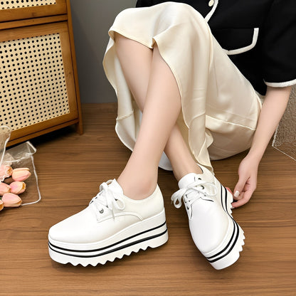 Joanne - Adidași la modă cu platformă și talpă groasă pentru femei