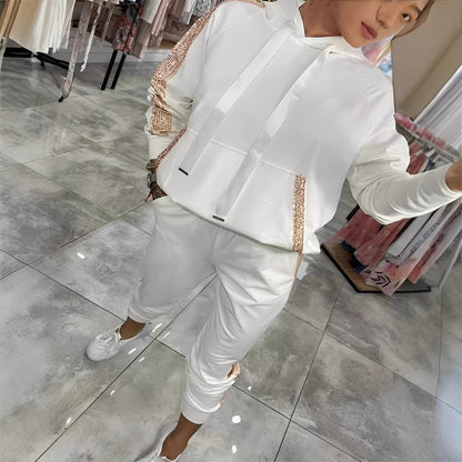 Tiffany - Set stilat cu bluză cu glugă și pantaloni pentru femei