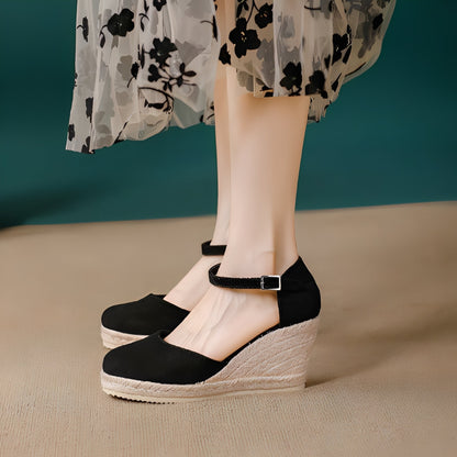 Yasmine - Platforme la modă pentru femei