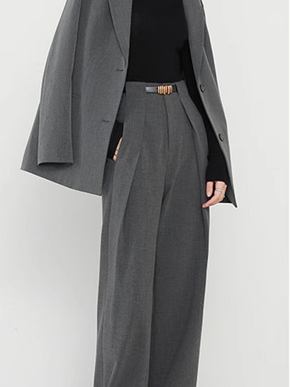 Lina – Pantaloni Drepți cu Buzunare