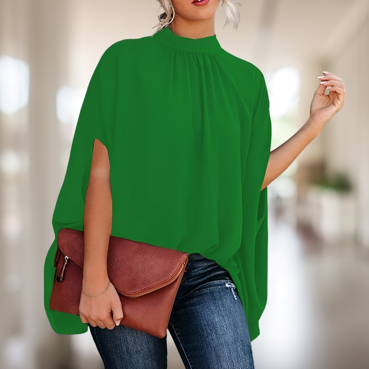 Zara – Bluza largă cu decolteu în V