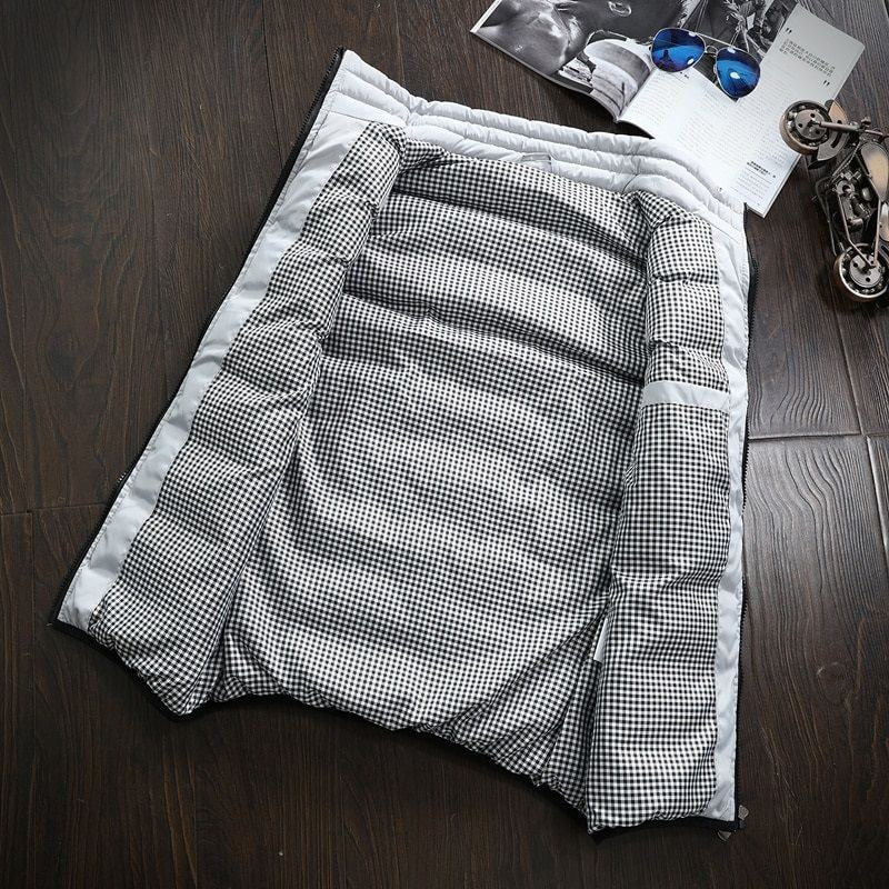 Vesta impermeabilă și căptușită pentru bărbați - Practică și elegantă în același timp