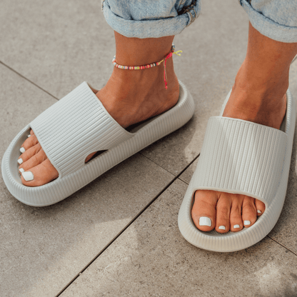 Rumi – Papuci confortabili pentru interior și exterior