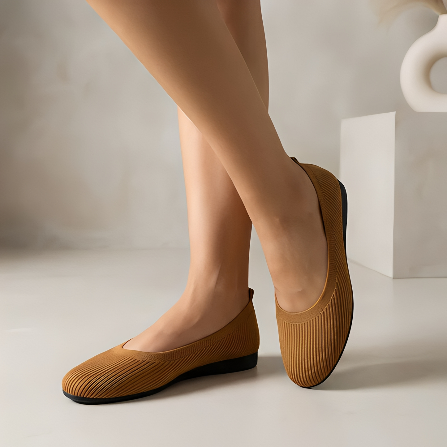 Jessy - Pantofi eleganți cu vârf rotund pentru femei