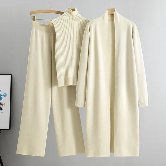 Zara – Set de Iarnă Confortabil în Trei Piese pentru Femei