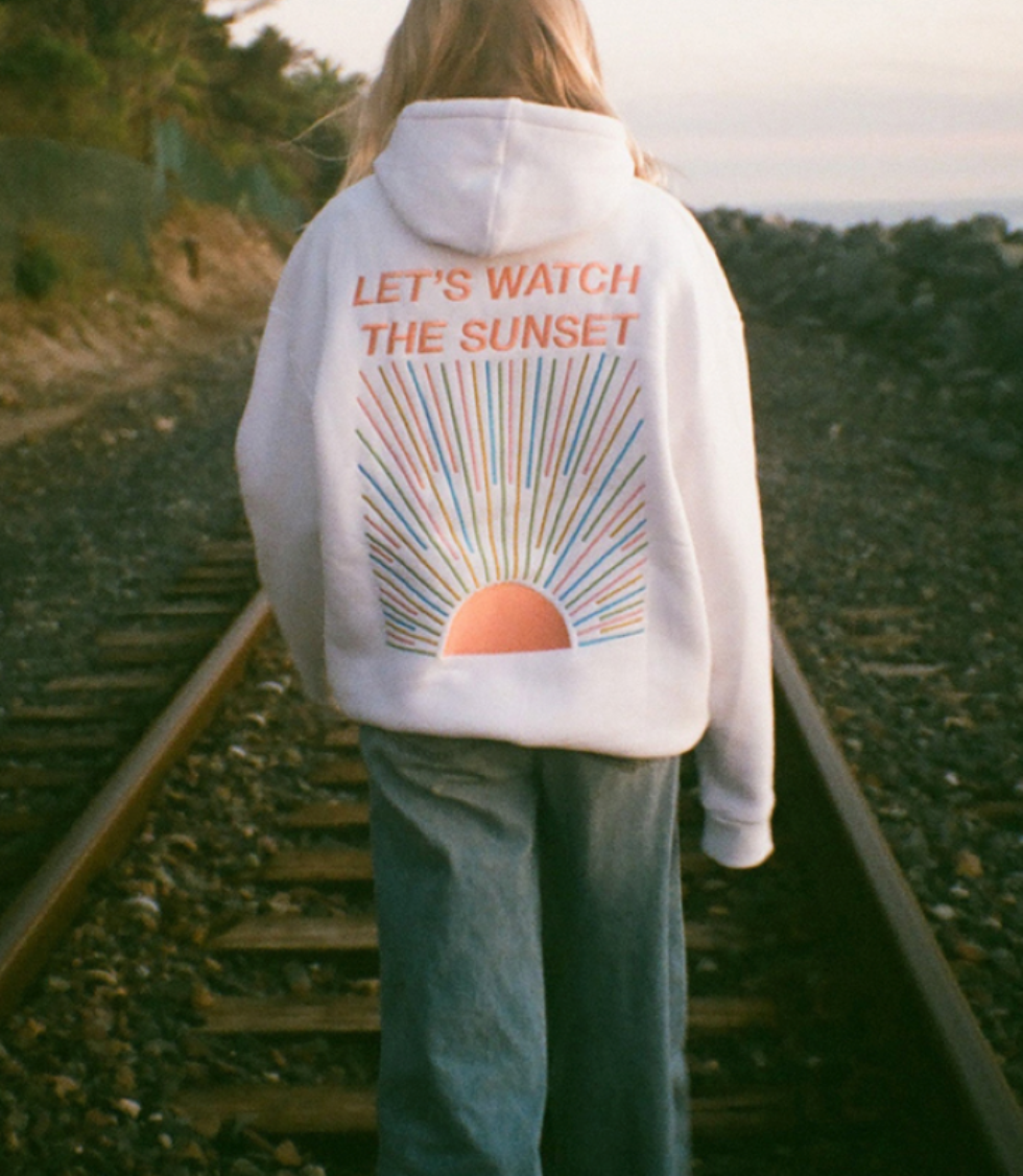 Katie – Sunset Hoodie Femei