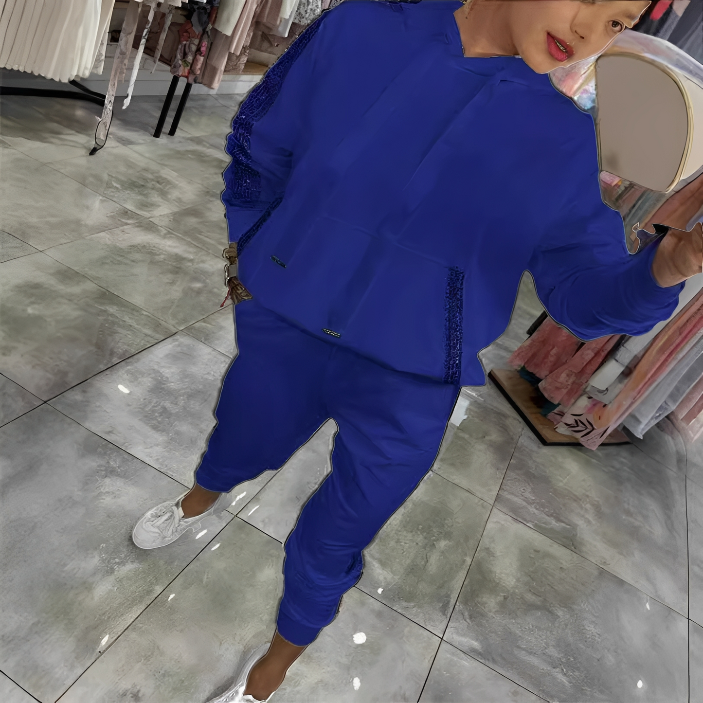 Tiffany - Set stilat cu bluză cu glugă și pantaloni pentru femei