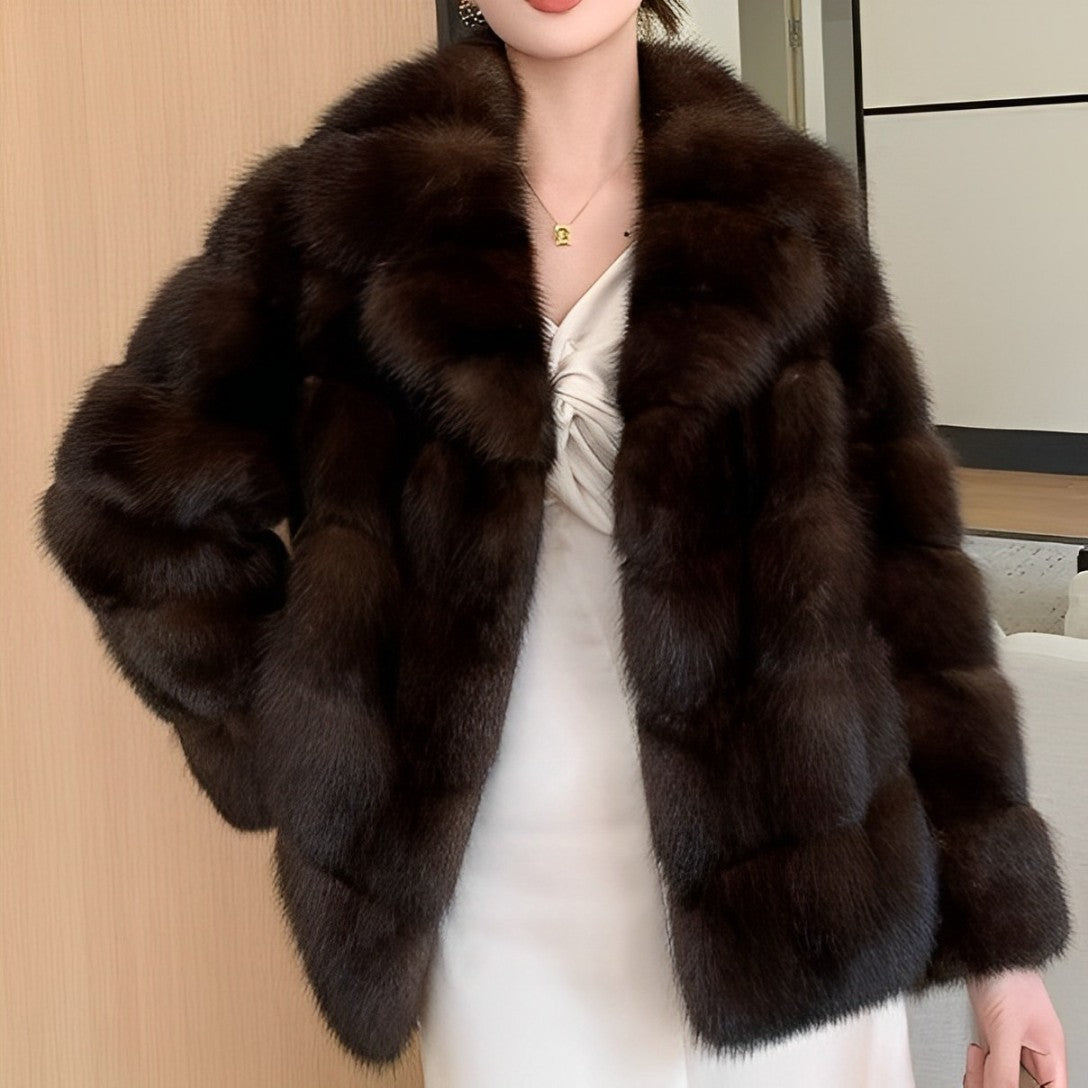 Deena – Haină de blană elegantă